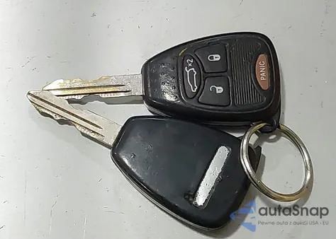 2005 Jeep Liberty Renegade from USA, damaged, VIN 1J4GL38K65W724643